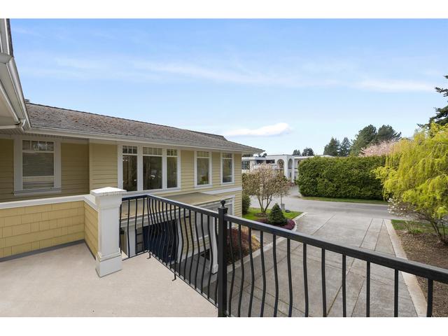 14008 Marine Drive, House detached with 5 bedrooms, 4 bathrooms and 7 parking in White Rock BC | Image 24