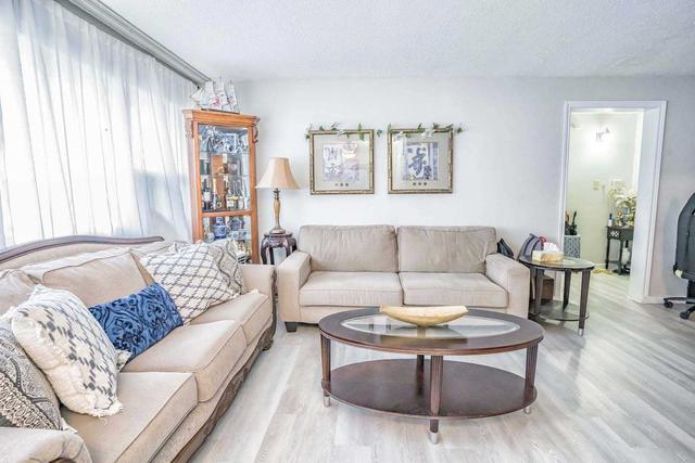 408 - 100 Leeward Glwy, Condo with 2 bedrooms, 1 bathrooms and 1 parking in Toronto ON | Image 3