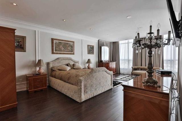 ph11 - 7300 Yonge St, Condo with 3 bedrooms, 3 bathrooms and 3 parking in Vaughan ON | Image 16