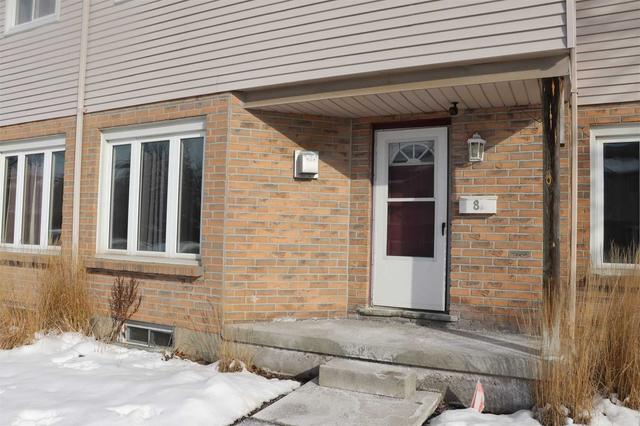 8 - 628 Wharncliffe Rd S, Townhouse with 3 bedrooms, 2 bathrooms and 2 parking in London ON | Image 10
