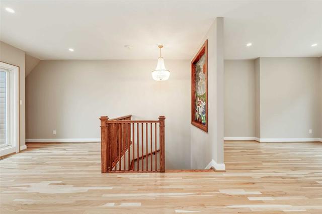 upper - 27 Kennedy Ave, House detached with 3 bedrooms, 3 bathrooms and 1 parking in Toronto ON | Image 20