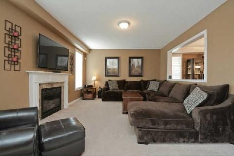 1012 Coyston Dr, House detached with 4 bedrooms, 3 bathrooms and 2 parking in Oshawa ON | Image 10