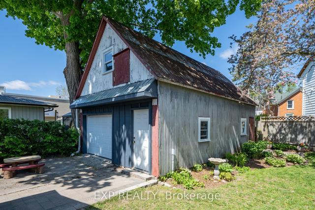 71 King St, House detached with 4 bedrooms, 2 bathrooms and 5 parking in Prince Edward County ON | Image 31