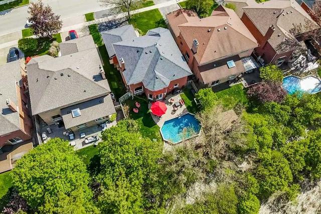 2307 Towne Blvd, House detached with 4 bedrooms, 3 bathrooms and 5 parking in Oakville ON | Image 26