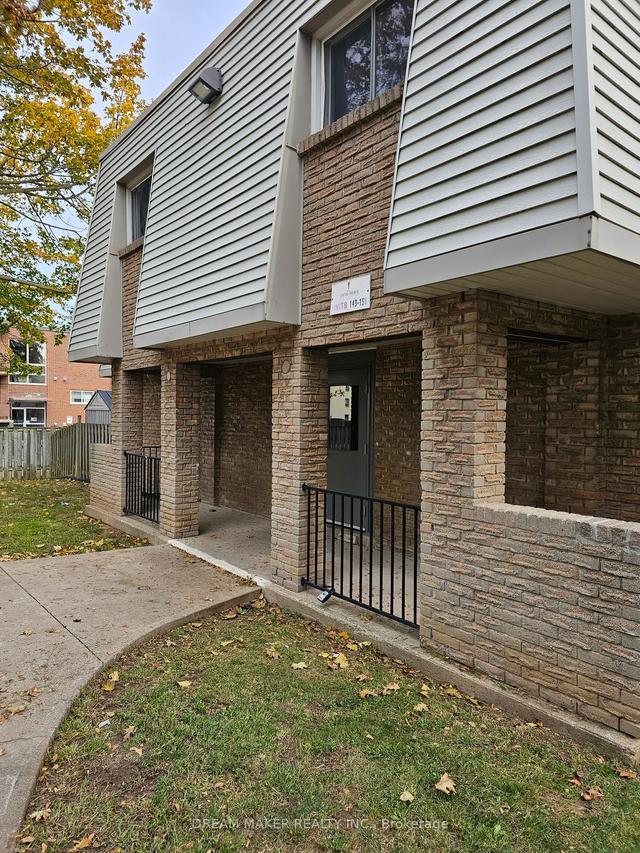 155 - 17 Old Pine Tr, Townhouse with 2 bedrooms, 1 bathrooms and 1 parking in St. Catharines ON | Image 19