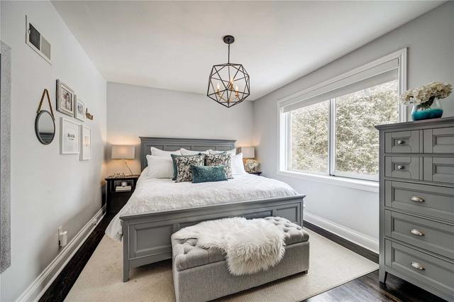 41 Thirty Seventh St, House detached with 3 bedrooms, 2 bathrooms and 6 parking in Toronto ON | Image 13