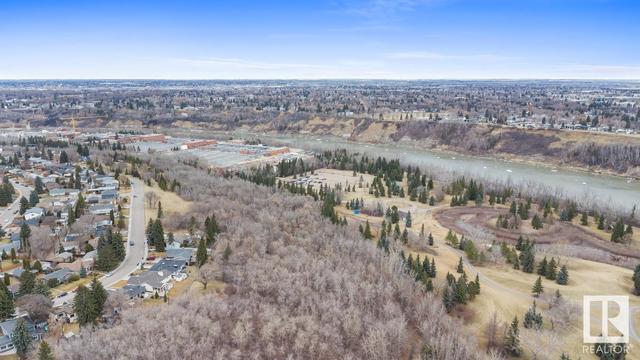 4111 106b Av Nw, House detached with 3 bedrooms, 3 bathrooms and null parking in Edmonton AB | Image 47