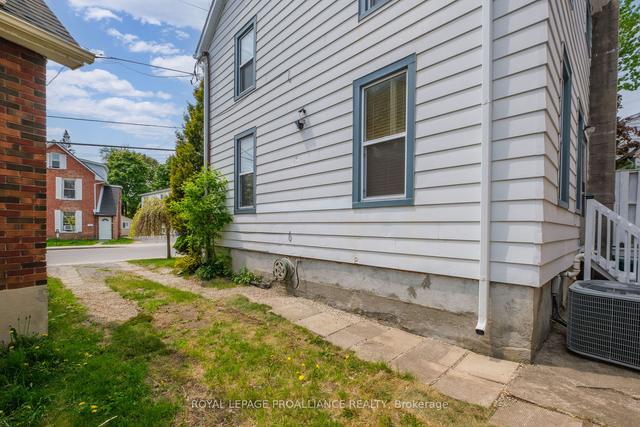 41 Durham St, House semidetached with 3 bedrooms, 1 bathrooms and 2 parking in Kingston ON | Image 25