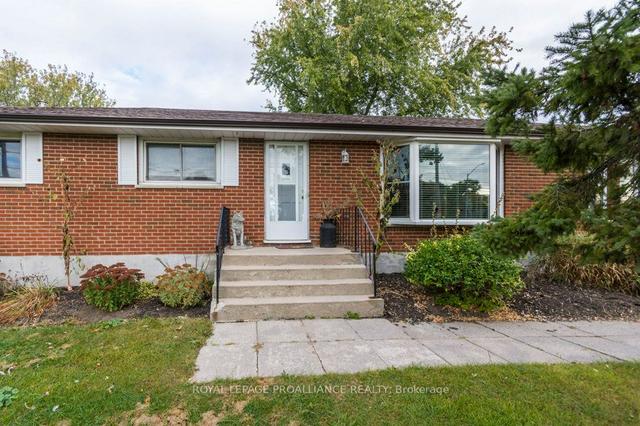 17272 Highway 2, House detached with 3 bedrooms, 2 bathrooms and 6 parking in Quinte West ON | Image 12