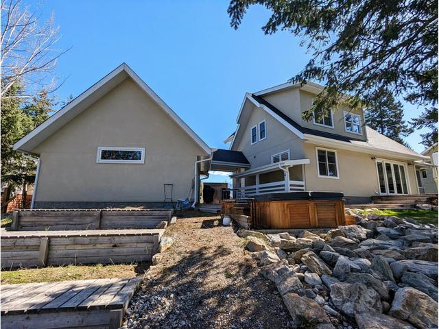 218 Westridge Drive, House detached with 3 bedrooms, 3 bathrooms and 6 parking in Invermere BC | Image 39