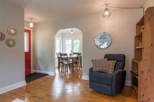 50 River St, House detached with 2 bedrooms, 2 bathrooms and 6 parking in North Kawartha ON | Image 2