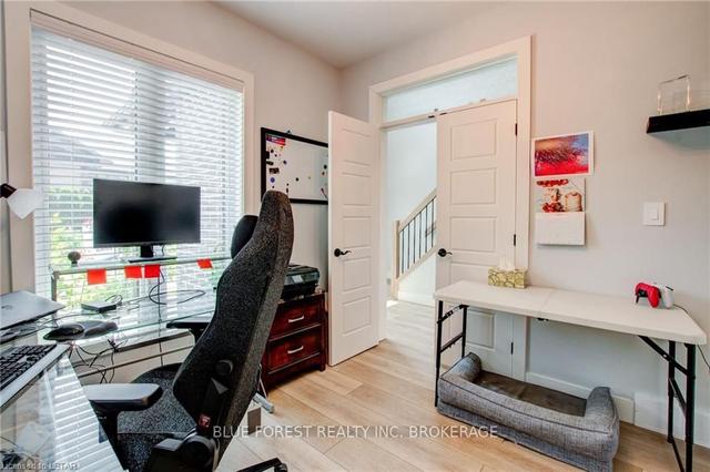 2 - 2810 Sheffield Pl, Condo with 5 bedrooms, 3 bathrooms and 4 parking in London ON | Image 23