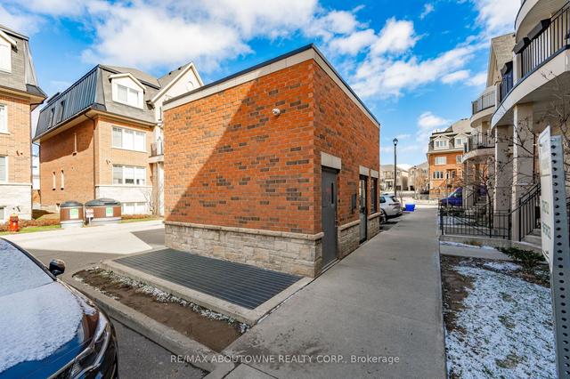 4-01 - 2420 Baronwood Dr, Townhouse with 2 bedrooms, 2 bathrooms and 2 parking in Oakville ON | Image 32