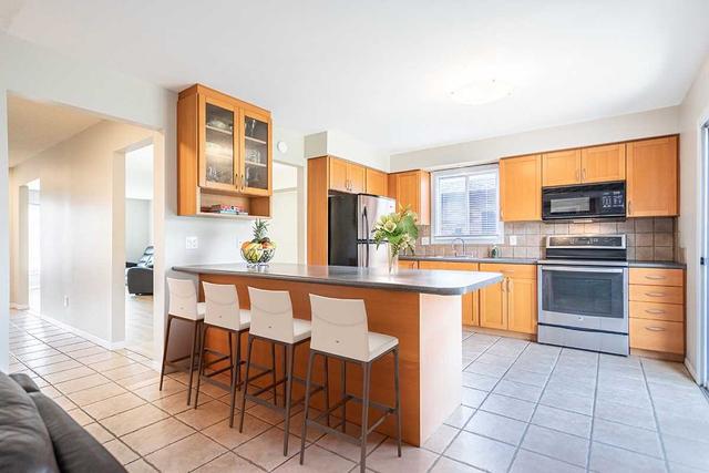 19 Anita Crt, House detached with 3 bedrooms, 3 bathrooms and 5 parking in Hamilton ON | Image 40