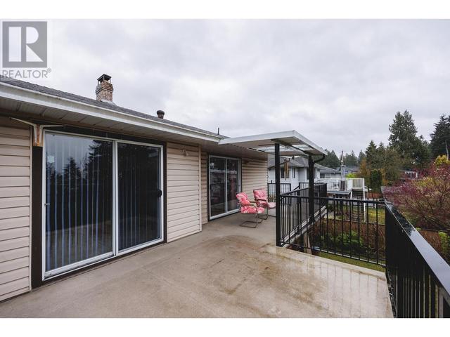 19488 116b Avenue, House detached with 4 bedrooms, 3 bathrooms and 8 parking in Pitt Meadows BC | Image 34