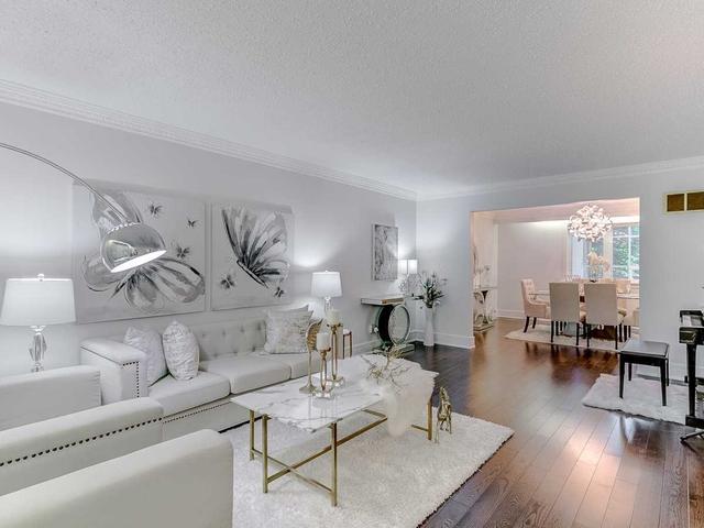 15 Harlington Rd, House detached with 4 bedrooms, 5 bathrooms and 6 parking in Toronto ON | Image 36