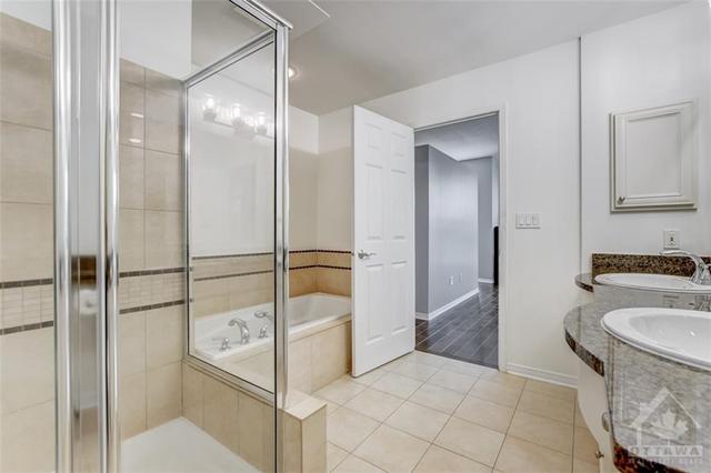201 - 38 Metropole Private, Condo with 2 bedrooms, 2 bathrooms and 1 parking in Ottawa ON | Image 16