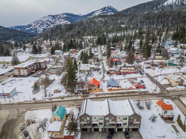 4 - 2452 Washington Street, House attached with 3 bedrooms, 3 bathrooms and null parking in Rossland BC | Image 54