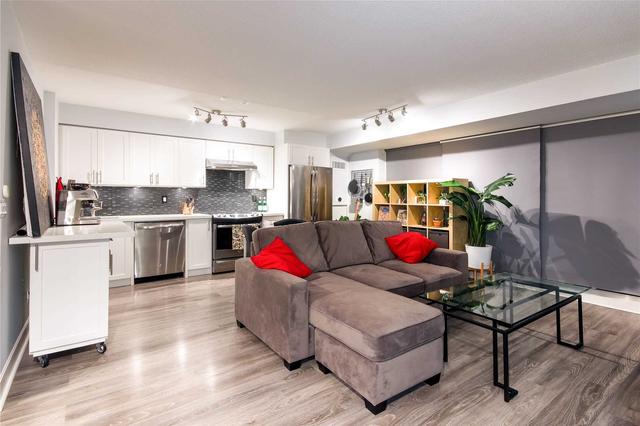 1501 - 155 Legion Rd N, Condo with 1 bedrooms, 1 bathrooms and 1 parking in Toronto ON | Image 13