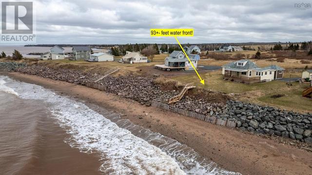 23 Oceanview Road, House detached with 2 bedrooms, 1 bathrooms and null parking in Pictou, Subd. A NS | Image 1