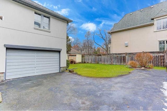 44 Elderwood Dr, House detached with 5 bedrooms, 5 bathrooms and 8 parking in Toronto ON | Image 27