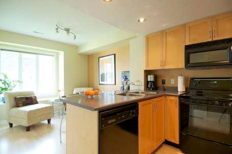 th 110 - 208 Niagara St, Townhouse with 2 bedrooms, 2 bathrooms and 1 parking in Toronto ON | Image 4