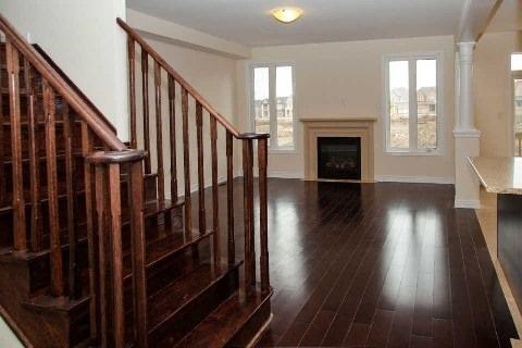 103 Holst Ave, House detached with 4 bedrooms, 4 bathrooms and 2 parking in Markham ON | Image 3