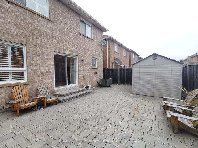 20 Tawnberry Circ, House detached with 4 bedrooms, 3 bathrooms and 5 parking in Brampton ON | Image 11