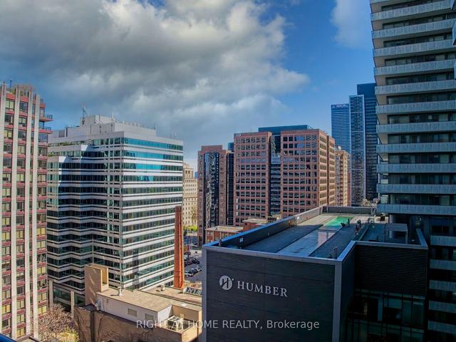1606 - 35 Hayden St, Condo with 2 bedrooms, 2 bathrooms and 1 parking in Toronto ON | Image 23