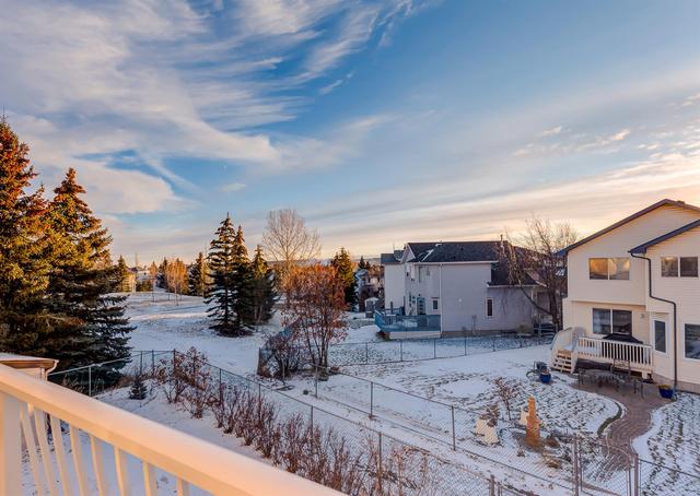 315 Scenic View Bay Nw, House detached with 4 bedrooms, 3 bathrooms and 4 parking in Calgary AB | Image 40