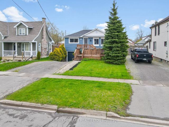 221 Beatrice St, House detached with 3 bedrooms, 3 bathrooms and 3 parking in Welland ON | Image 12