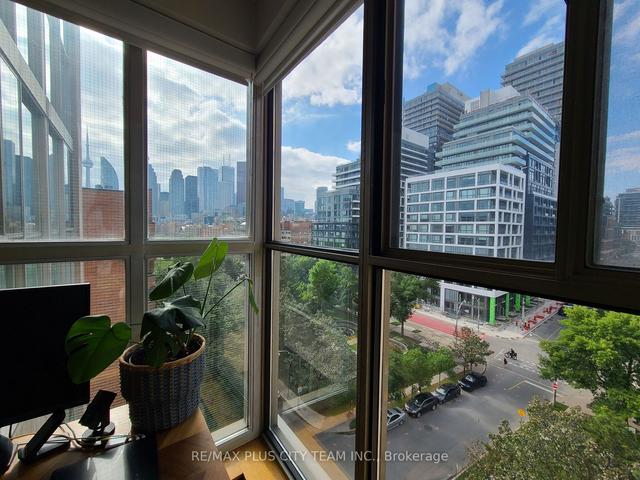 903 - 65 Scadding Ave, Condo with 2 bedrooms, 1 bathrooms and 1 parking in Toronto ON | Image 17