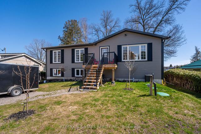 16 Kenver St, House detached with 3 bedrooms, 3 bathrooms and 6 parking in Kawartha Lakes ON | Image 12