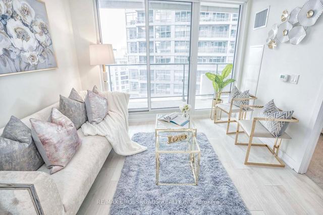 1404 - 2221 Yonge St, Condo with 1 bedrooms, 1 bathrooms and 1 parking in Toronto ON | Image 24