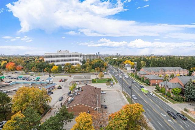 1203 - 8111 Yonge St, Condo with 3 bedrooms, 2 bathrooms and 1 parking in Markham ON | Image 3