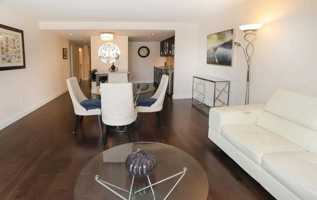 1907 - 131 Beecroft Rd, Condo with 1 bedrooms, 2 bathrooms and 1 parking in Toronto ON | Image 2