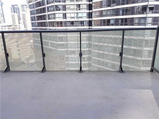1002 - 57 St Joseph St, Condo with 0 bedrooms, 1 bathrooms and null parking in Toronto ON | Image 14