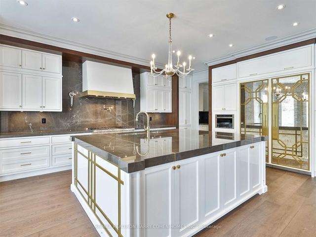 31 Russell Hill Rd, House detached with 6 bedrooms, 9 bathrooms and 7 parking in Toronto ON | Image 9