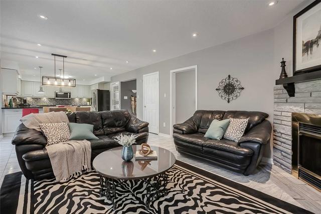 1168 Lansdown Dr, House detached with 4 bedrooms, 3 bathrooms and 4 parking in Oakville ON | Image 19