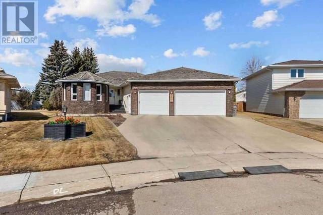 3814 58 Avenue, House detached with 5 bedrooms, 3 bathrooms and 6 parking in Lloydminster (Part) AB | Image 2