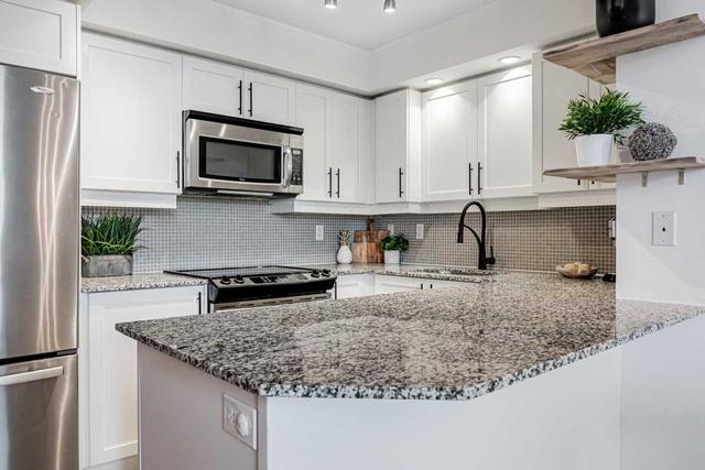 th6 - 6 Pirandello St, Townhouse with 2 bedrooms, 2 bathrooms and 1 parking in Toronto ON | Image 5