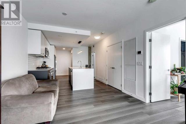 602, - 327 9a Street Nw, Condo with 2 bedrooms, 2 bathrooms and 1 parking in Calgary AB | Image 9