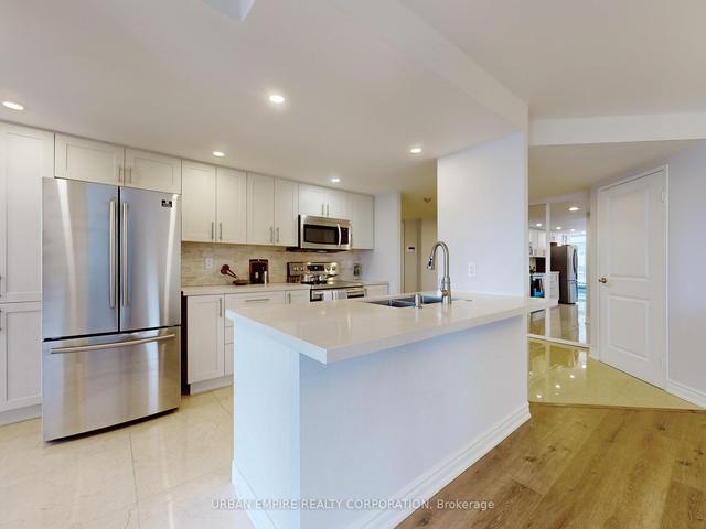 906 - 10 Kenneth Ave, Condo with 2 bedrooms, 2 bathrooms and 1 parking in Toronto ON | Image 40