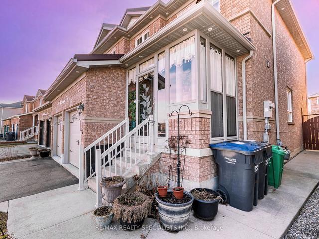 94 Mccrimmon Dr, House detached with 3 bedrooms, 4 bathrooms and 4 parking in Brampton ON | Image 12