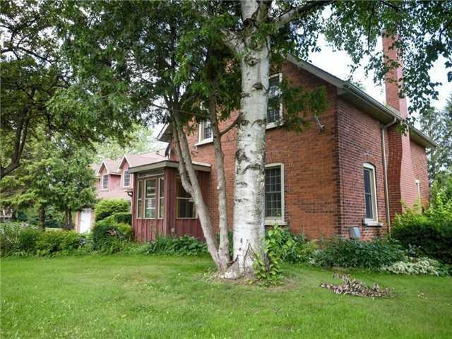 2228 County 3 Rd, House detached with 2 bedrooms, 4 bathrooms and 5 parking in Prince Edward County ON | Image 4