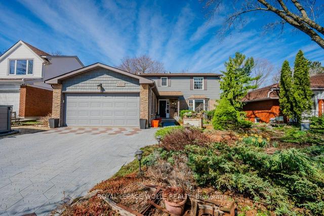 337 Beechlawn Dr, House detached with 4 bedrooms, 4 bathrooms and 4 parking in Waterloo ON | Image 1
