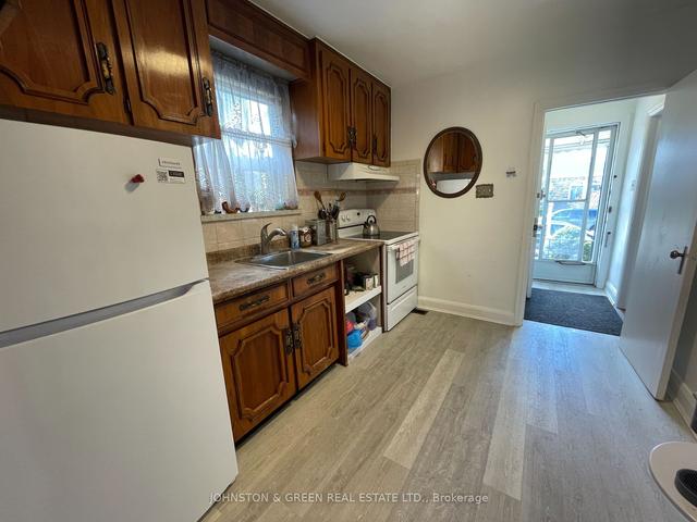 89 Binswood Ave, House detached with 4 bedrooms, 2 bathrooms and 3 parking in Toronto ON | Image 10