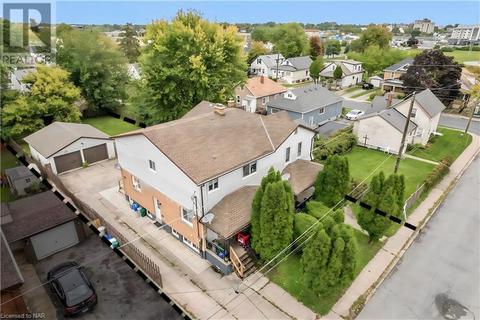 5749 Summer Street, House other with 10 bedrooms, 5 bathrooms and 6 parking in Niagara Falls ON | Card Image