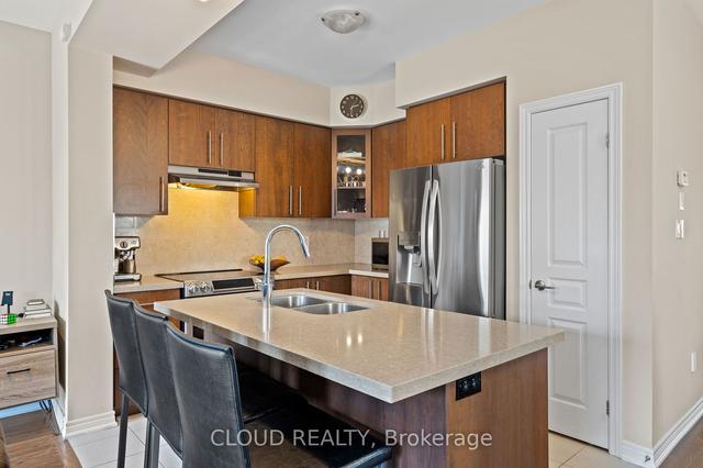 162 Westbank Tr, House semidetached with 3 bedrooms, 3 bathrooms and 5 parking in Hamilton ON | Image 29