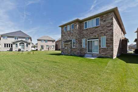 42 Fossil St, House detached with 5 bedrooms, 4 bathrooms and 4 parking in Brampton ON | Image 9